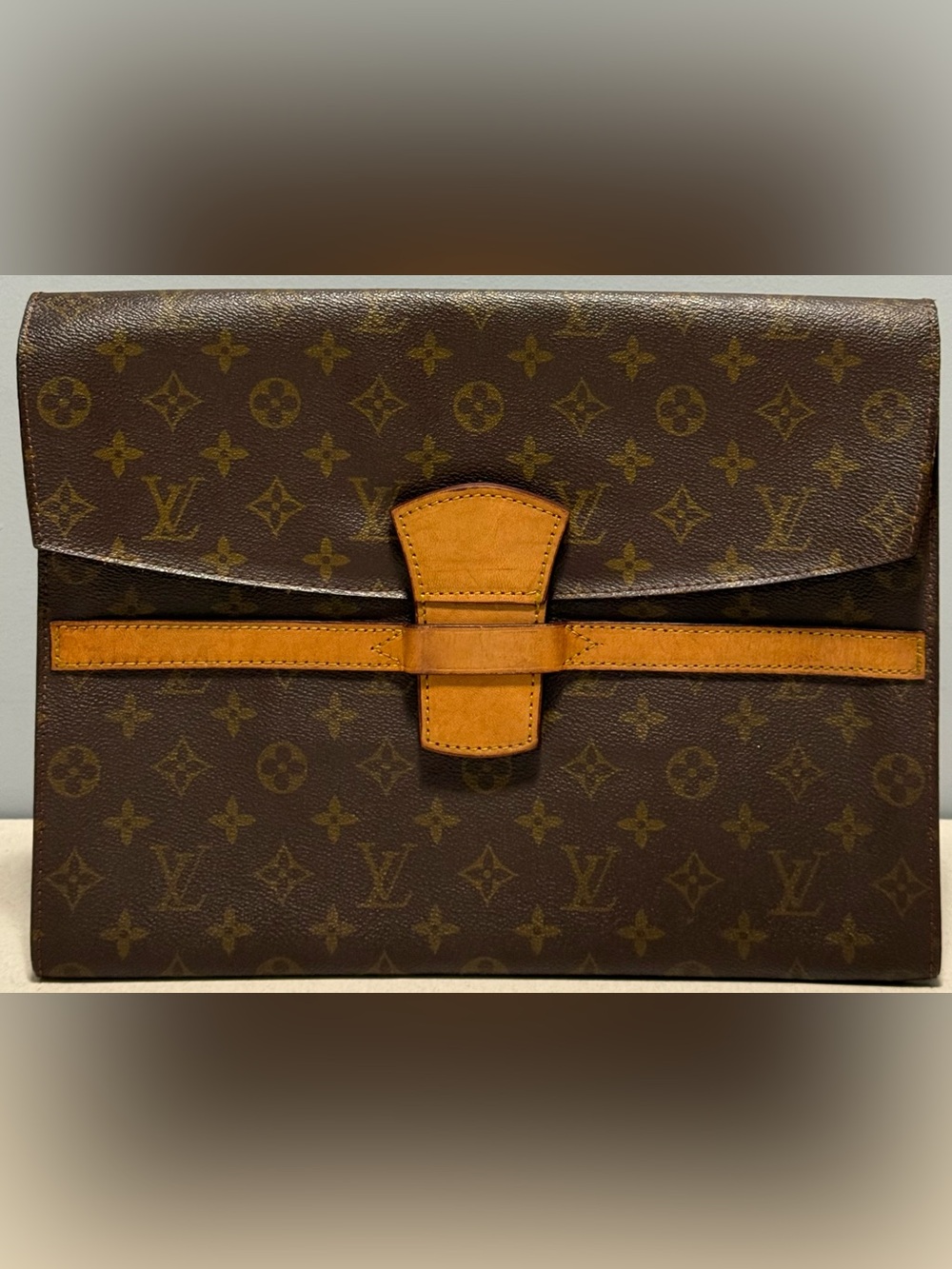 Louis Vuitton Pochette Diplomat Monogram Canvas